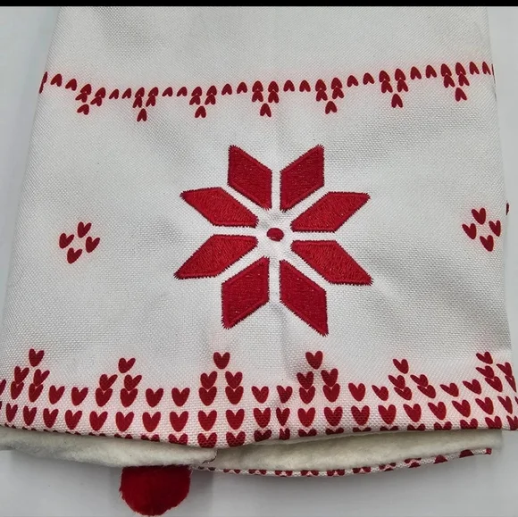 Ashland Christmas Holiday 48" Tree Skirt White Canvas Red Embroidered NWT - Picture 3 of 4